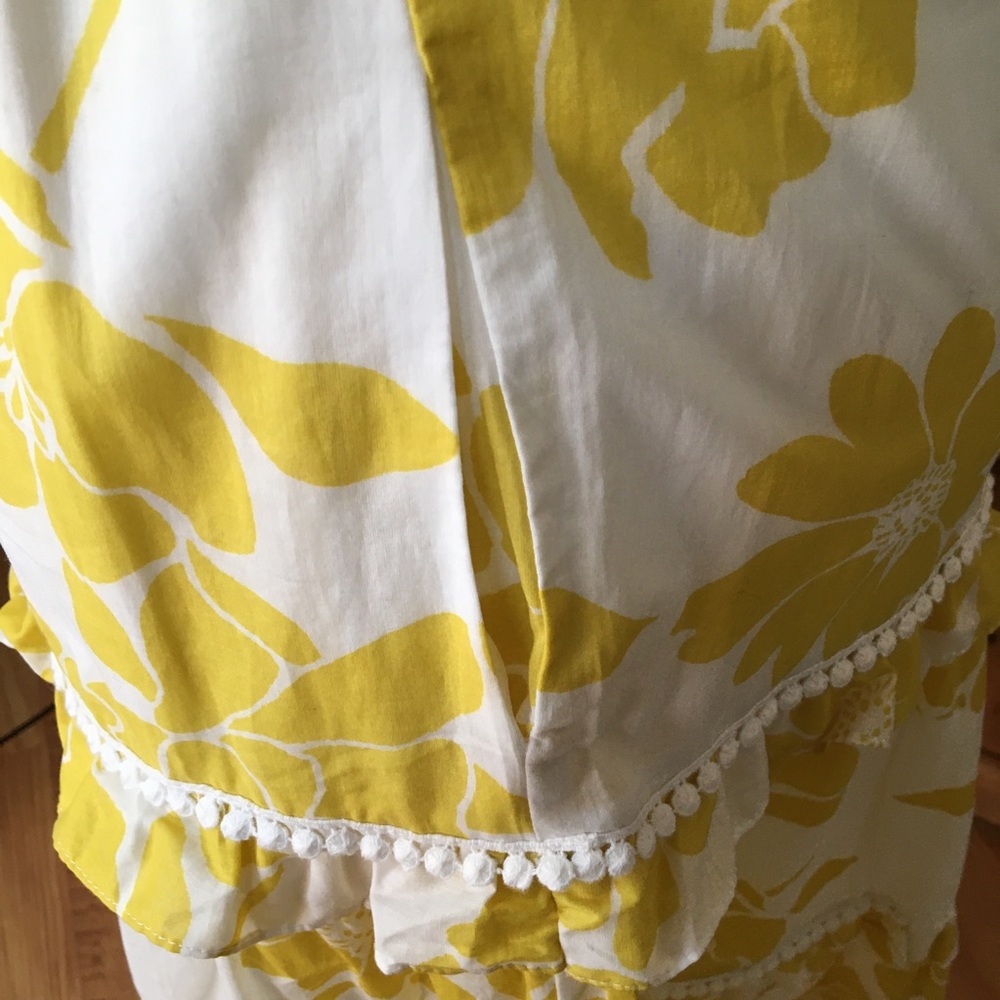 Roz & Ali | Yellow & White Beautiful Dress - Picture 5 of 6